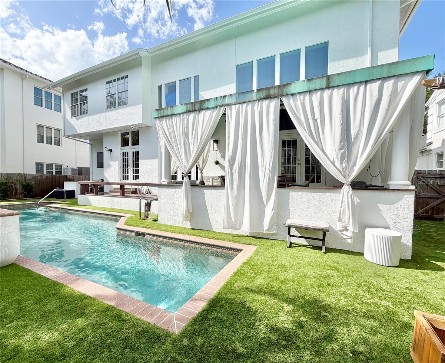 4814 W BEACHWAY DR, TAMPA, FL, 33609