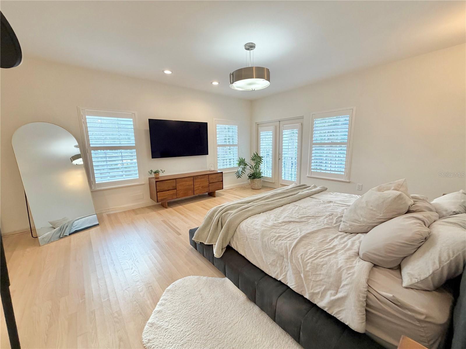 4814 W BEACHWAY DR, TAMPA, FL, 33609
