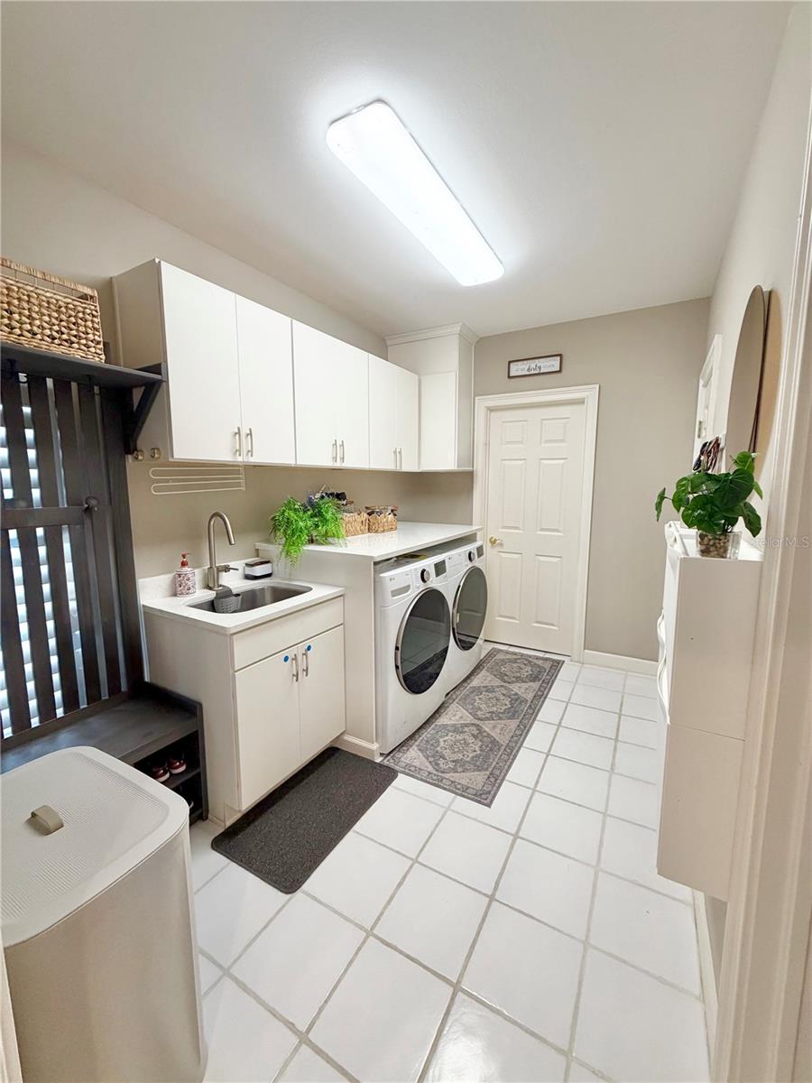 4814 W BEACHWAY DR, TAMPA, FL, 33609