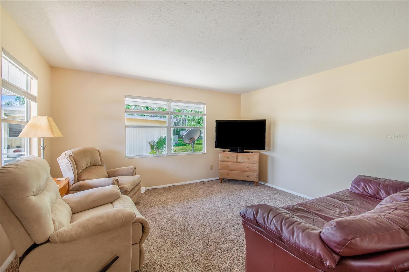 31 WOODLAND CIR, HAINES CITY, FL, 33844