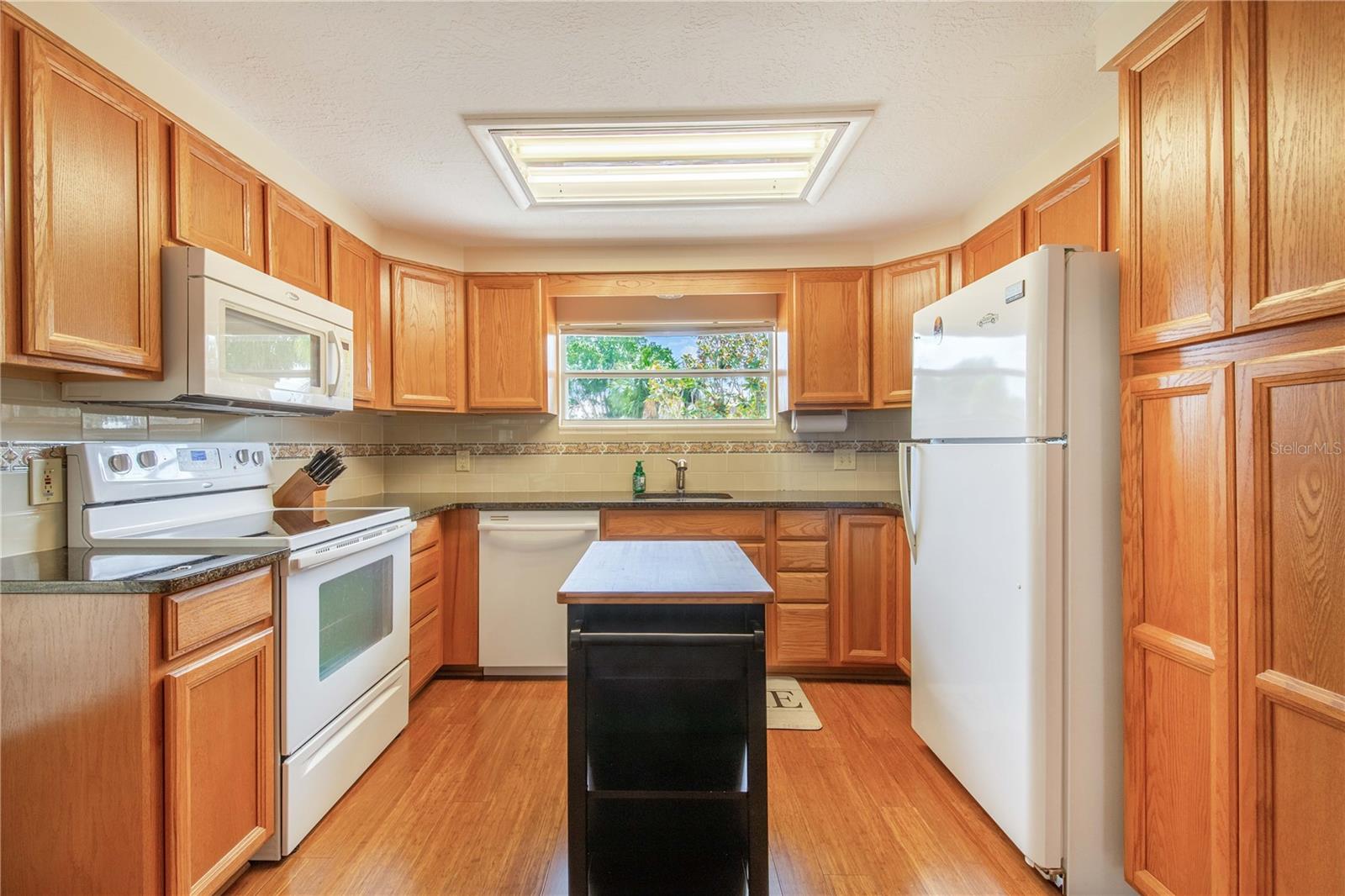 31 WOODLAND CIR, HAINES CITY, FL, 33844