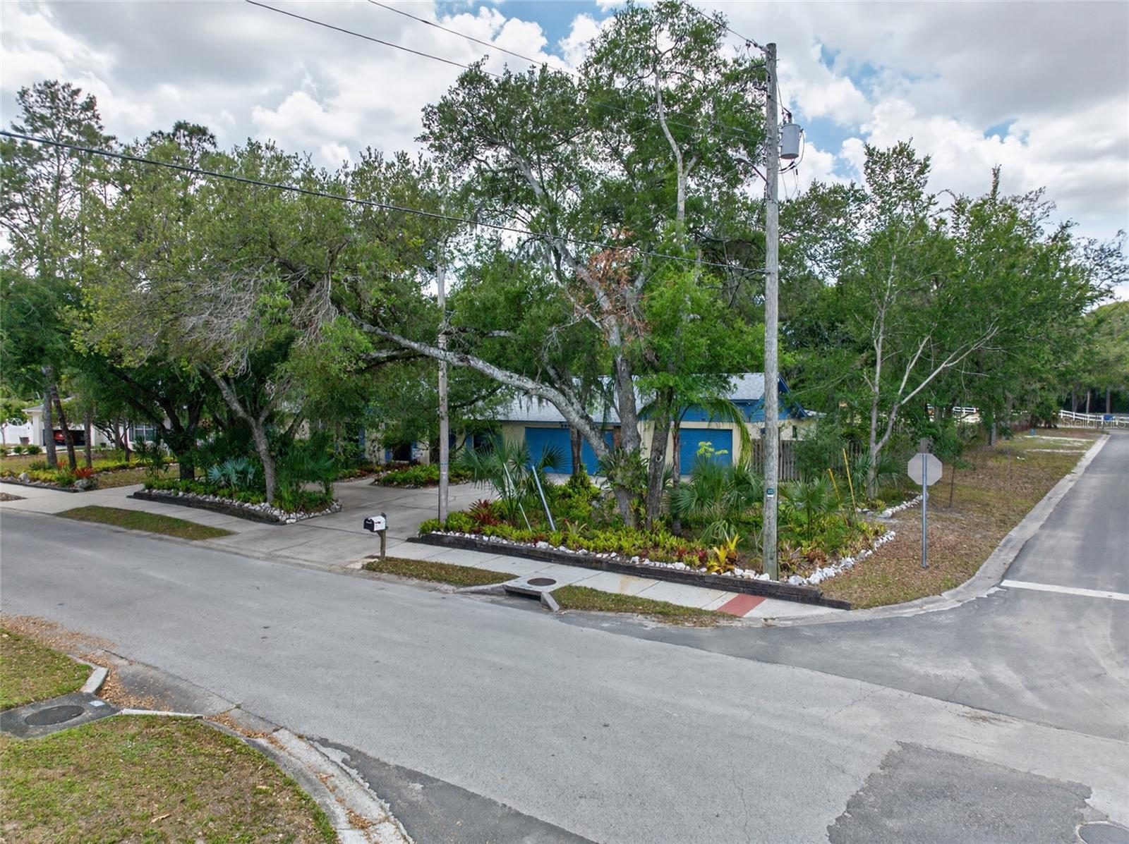 901 W RIVER DR, TEMPLE TERRACE, FL, 33617