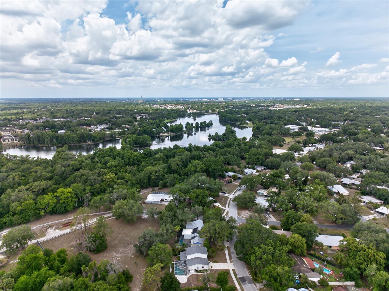 901 W RIVER DR, TEMPLE TERRACE, FL, 33617