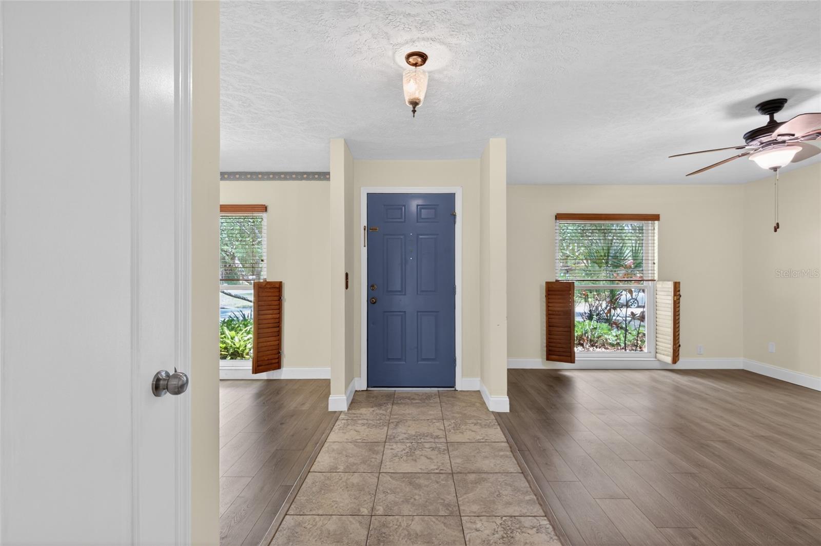 901 W RIVER DR, TEMPLE TERRACE, FL, 33617