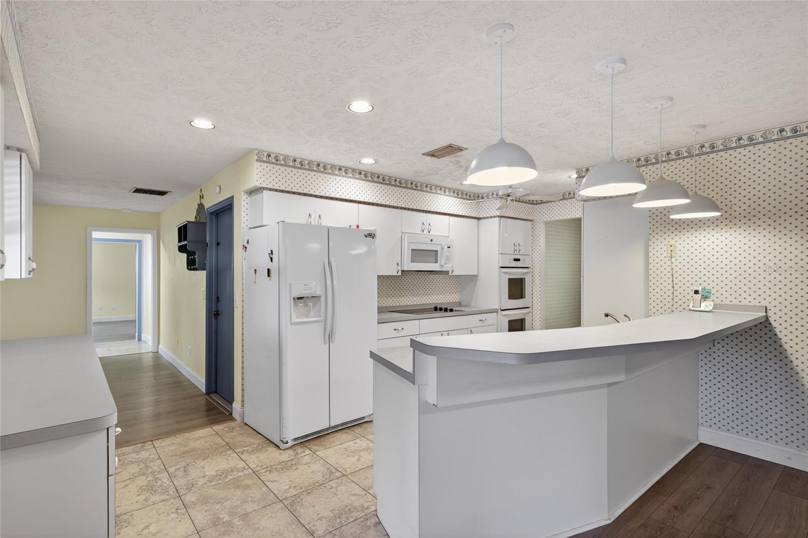 901 W RIVER DR, TEMPLE TERRACE, FL, 33617