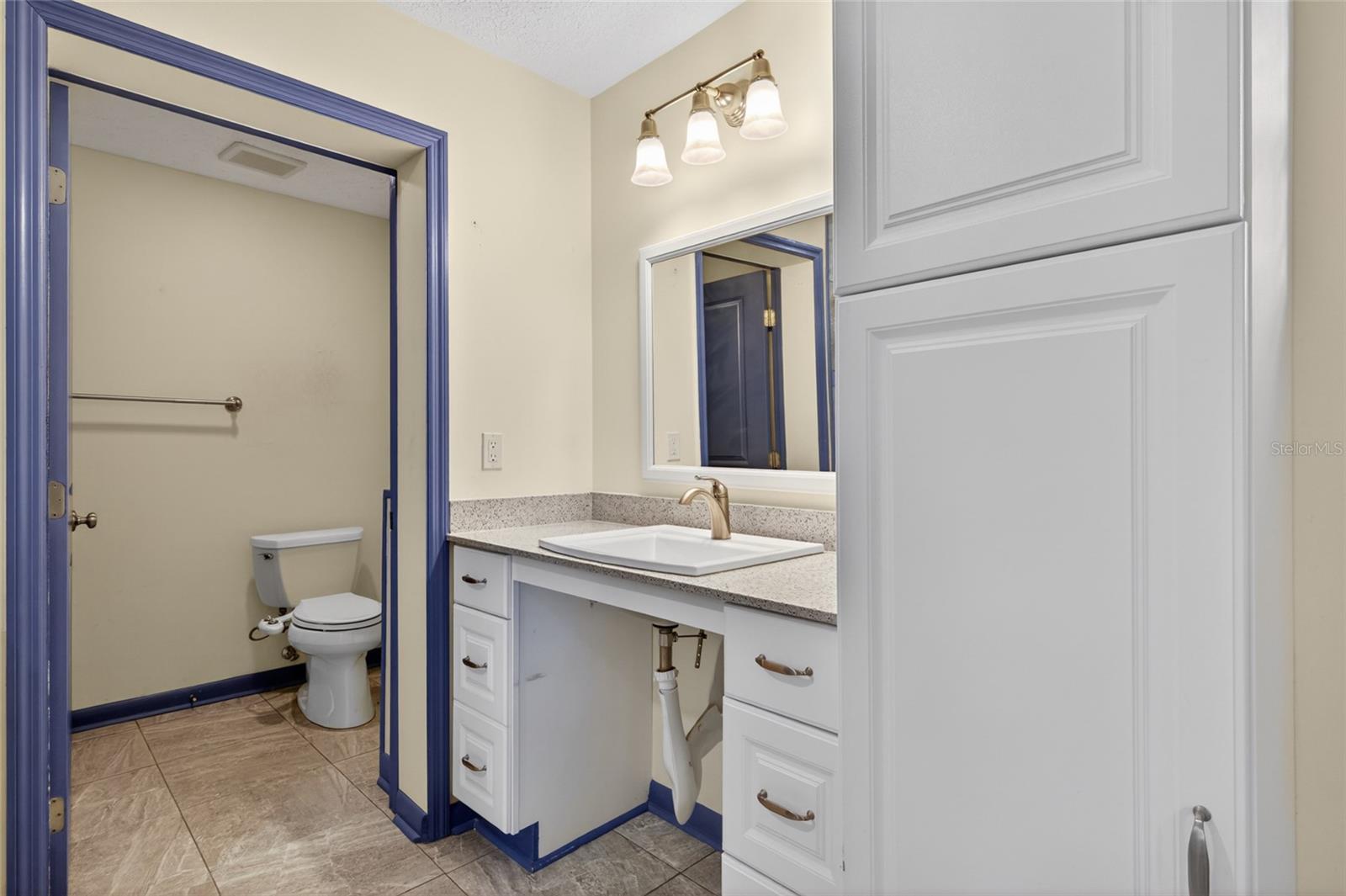 901 W RIVER DR, TEMPLE TERRACE, FL, 33617