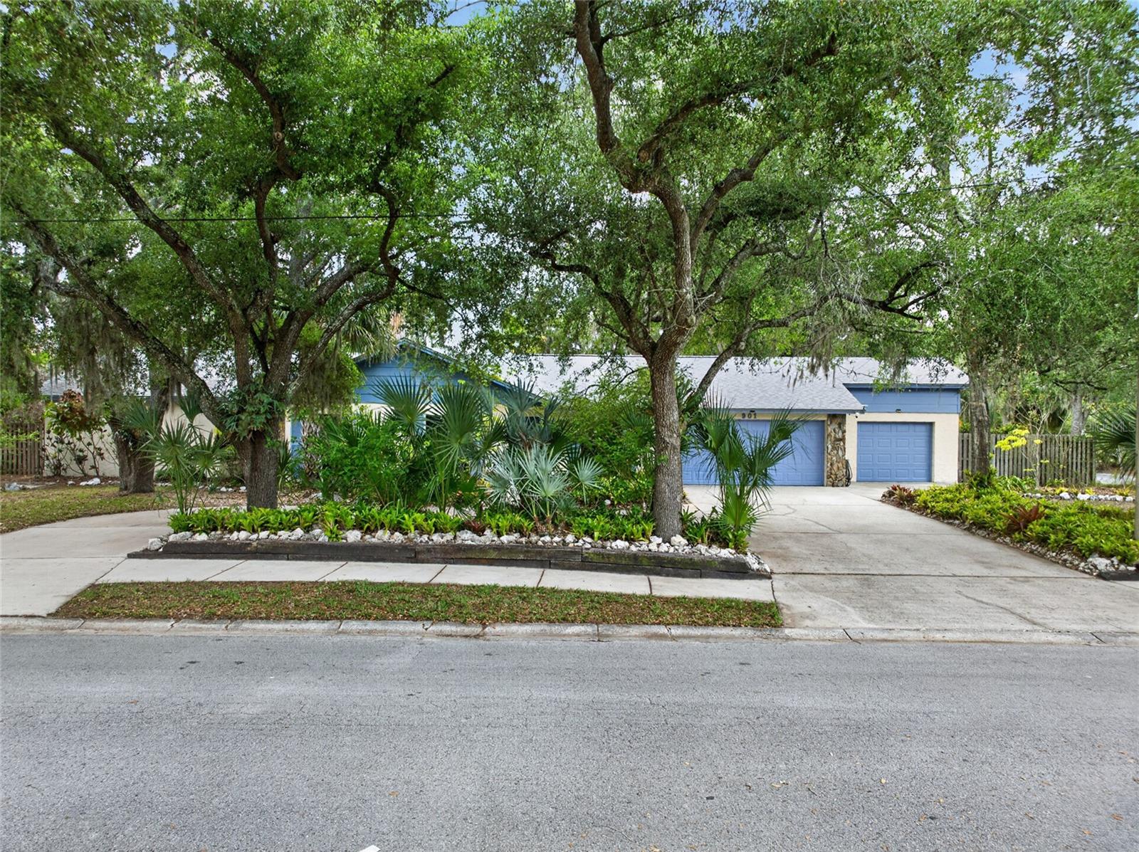 901 W RIVER DR, TEMPLE TERRACE, FL, 33617