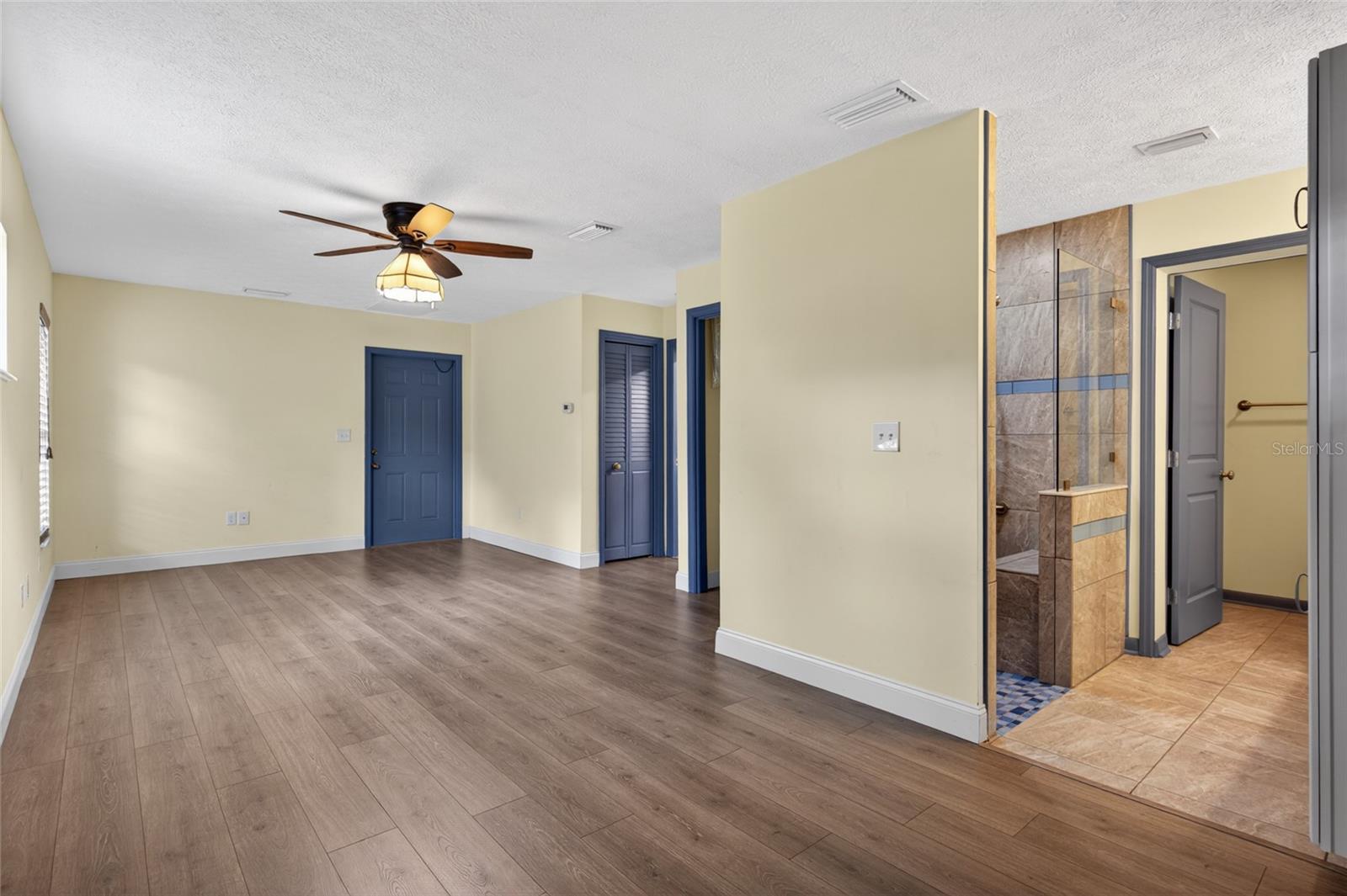 901 W RIVER DR, TEMPLE TERRACE, FL, 33617