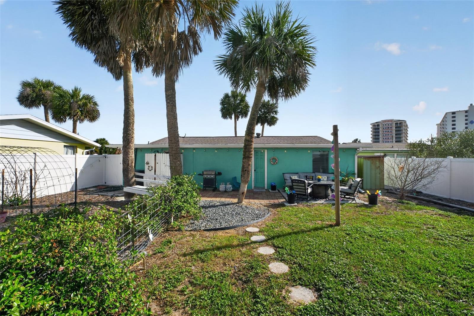 8 POINSETTIA DR, ORMOND BEACH, FL, 32176