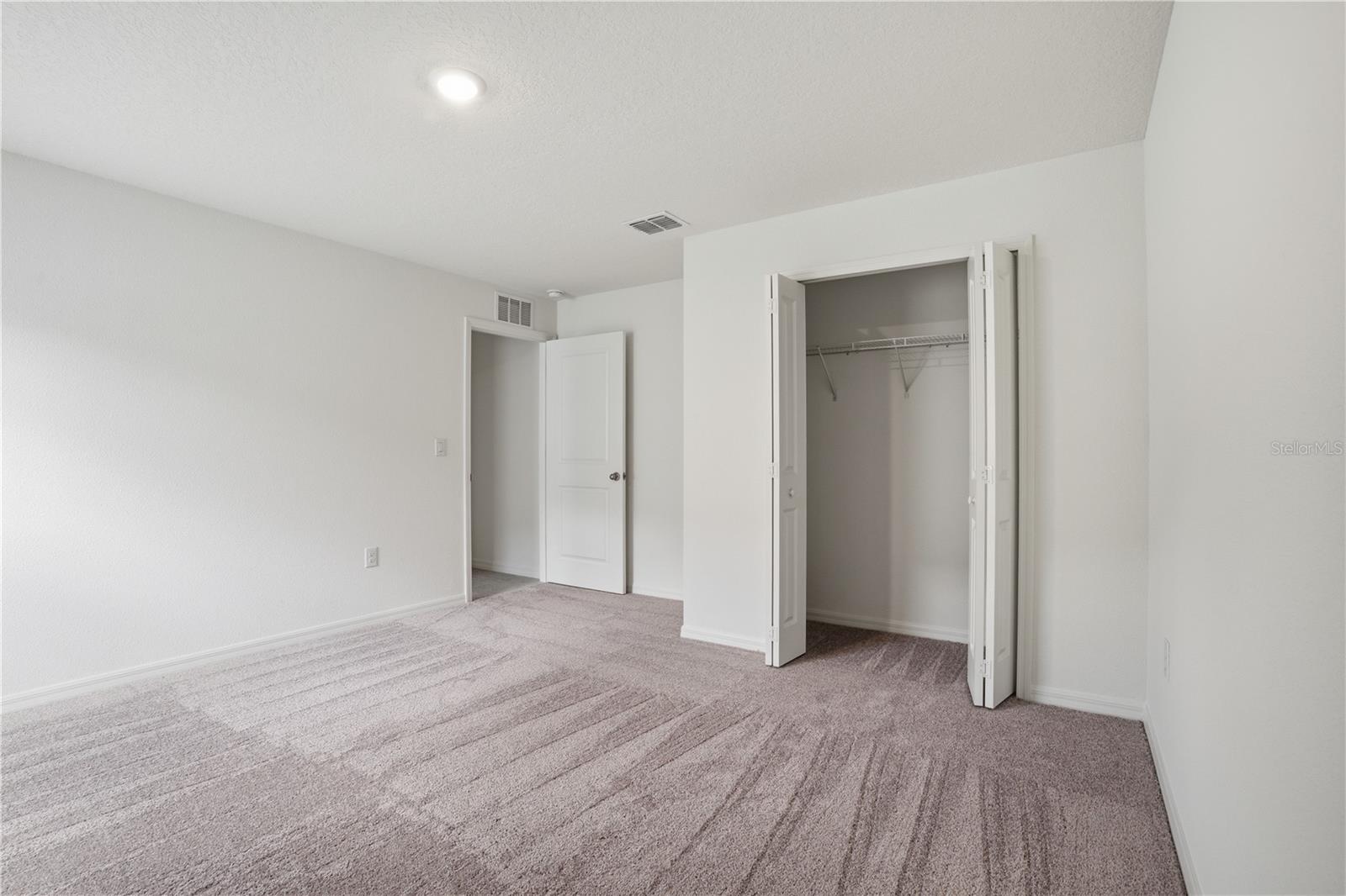 8821 PINE BARK WAY, WILDWOOD, FL, 34785