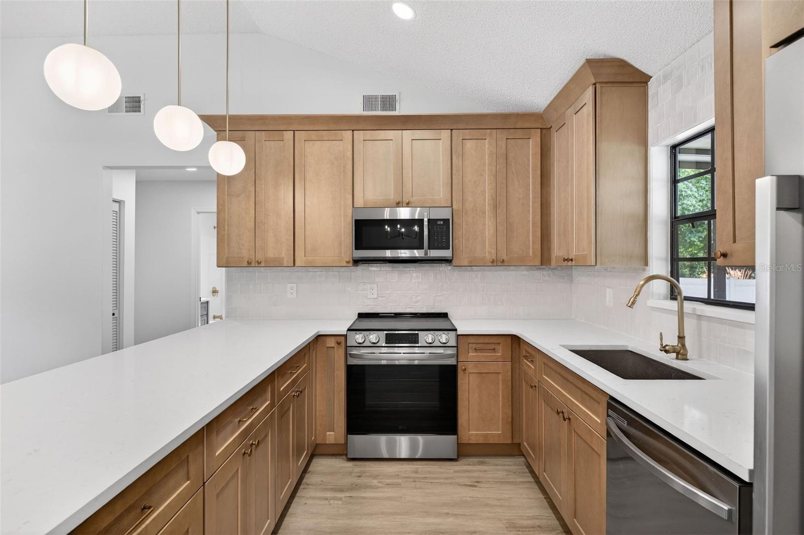 3431 SILVER PALM DR, EDGEWATER, FL, 32141