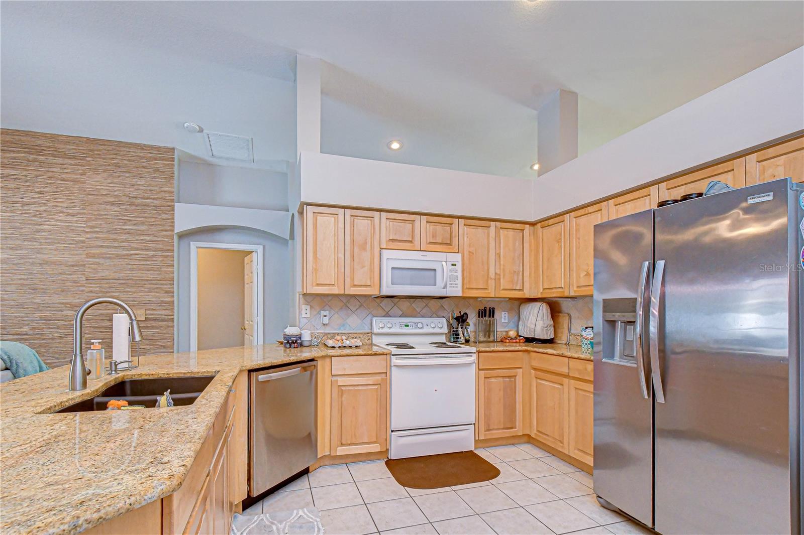 2617 ALLWOOD AVE, VALRICO, FL, 33596