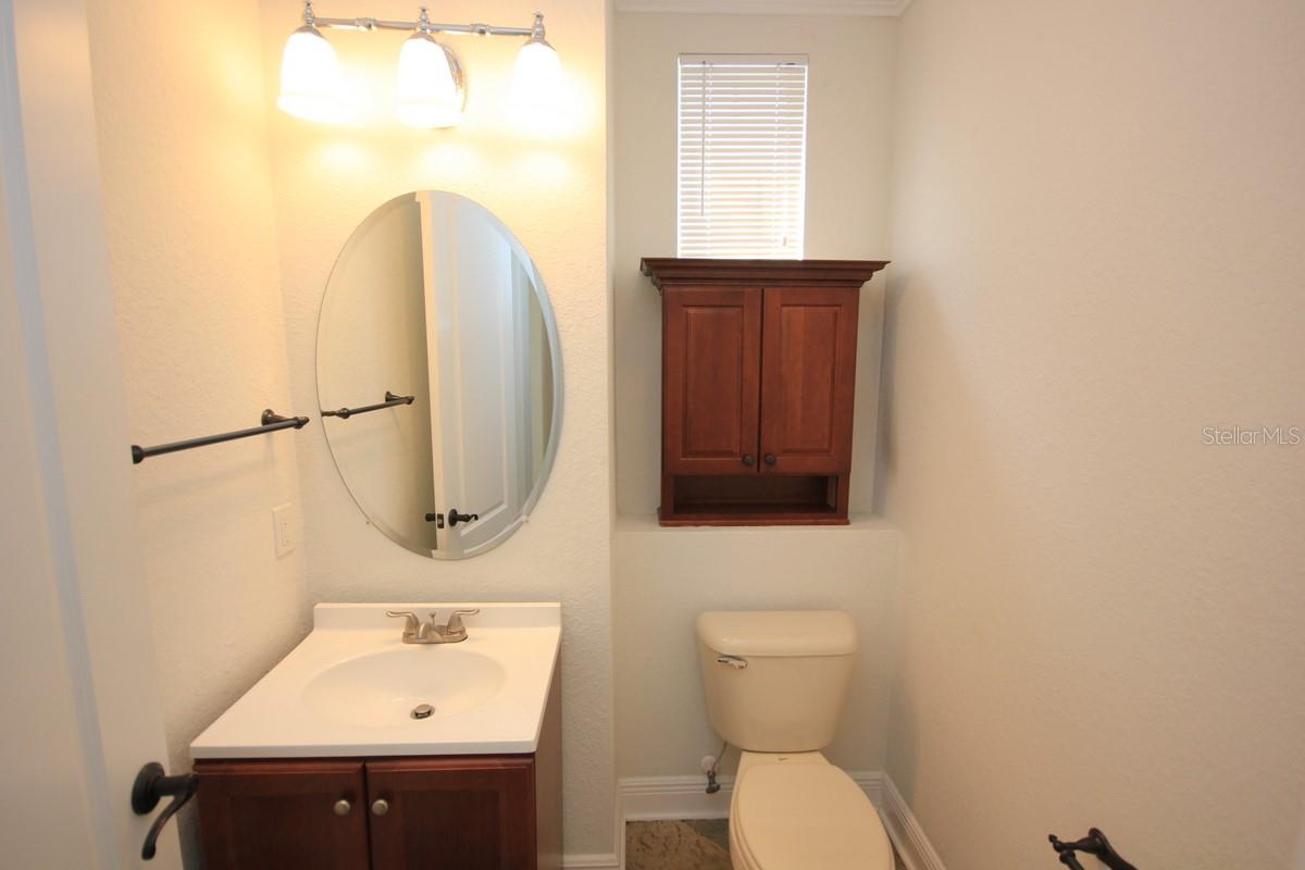 6002 YEATS MANOR DR #105, TAMPA, FL, 33616