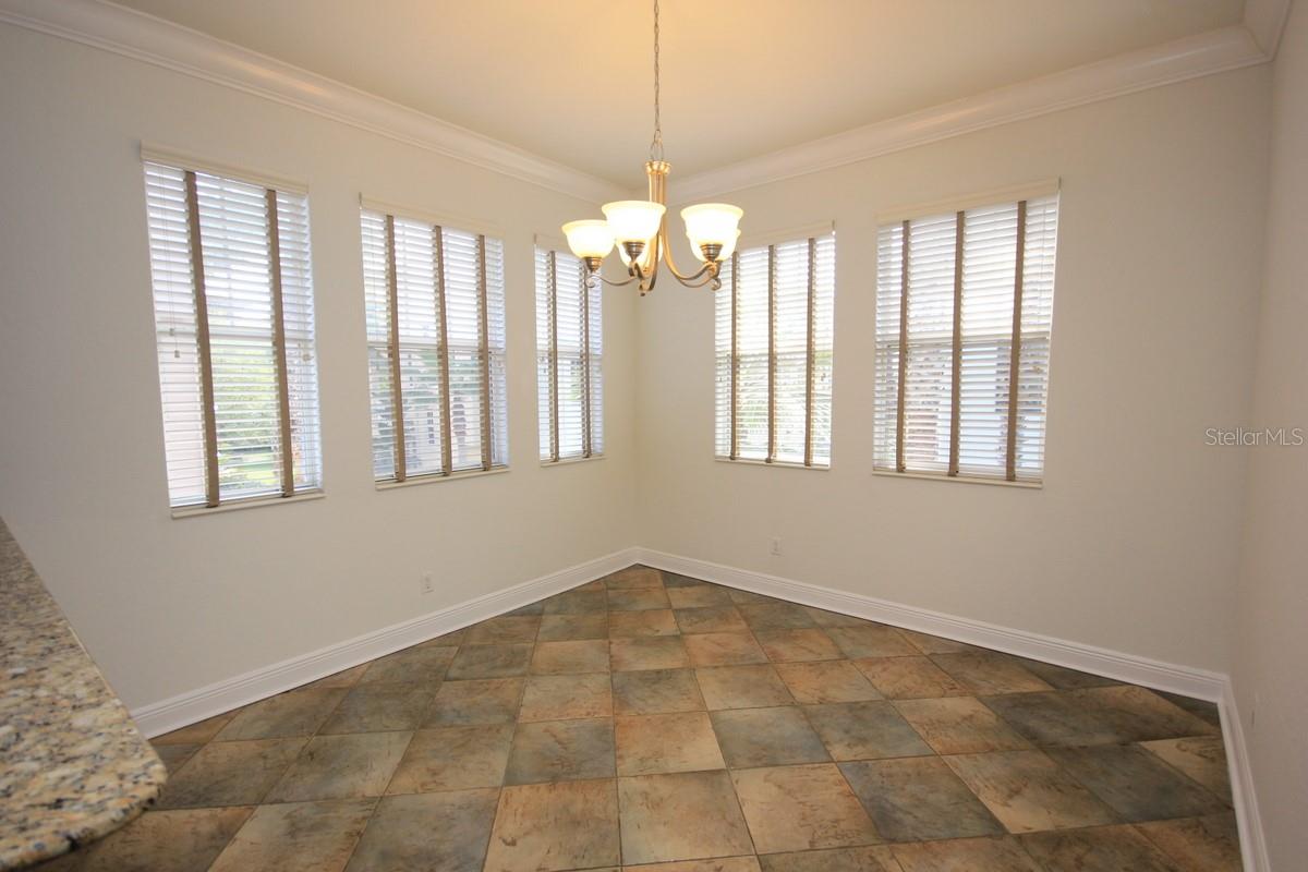 6002 YEATS MANOR DR #105, TAMPA, FL, 33616