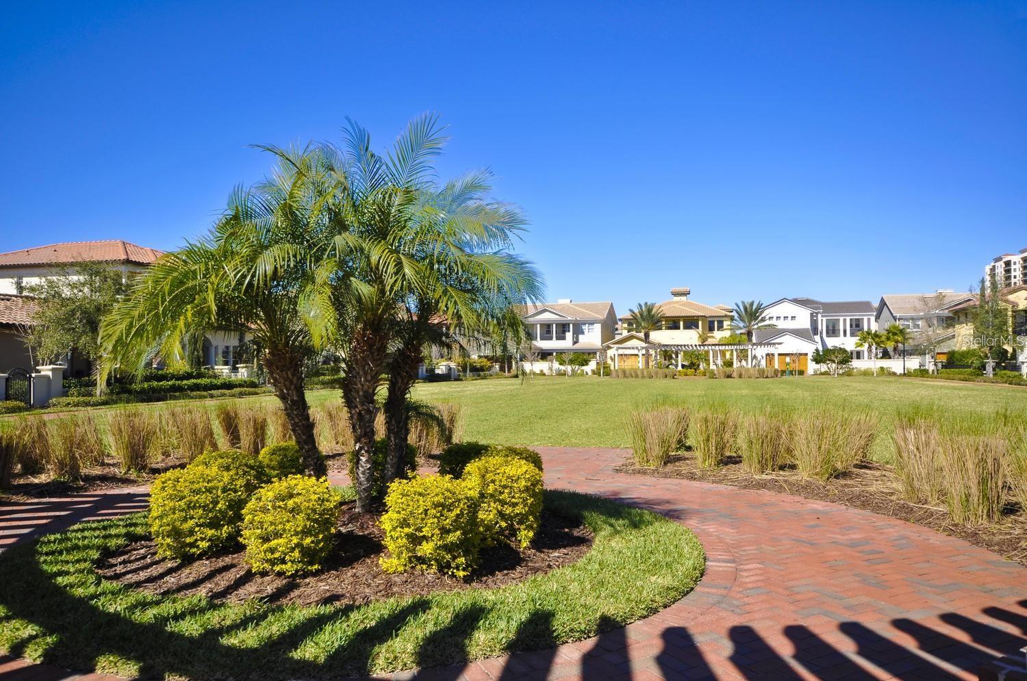 6002 YEATS MANOR DR #105, TAMPA, FL, 33616