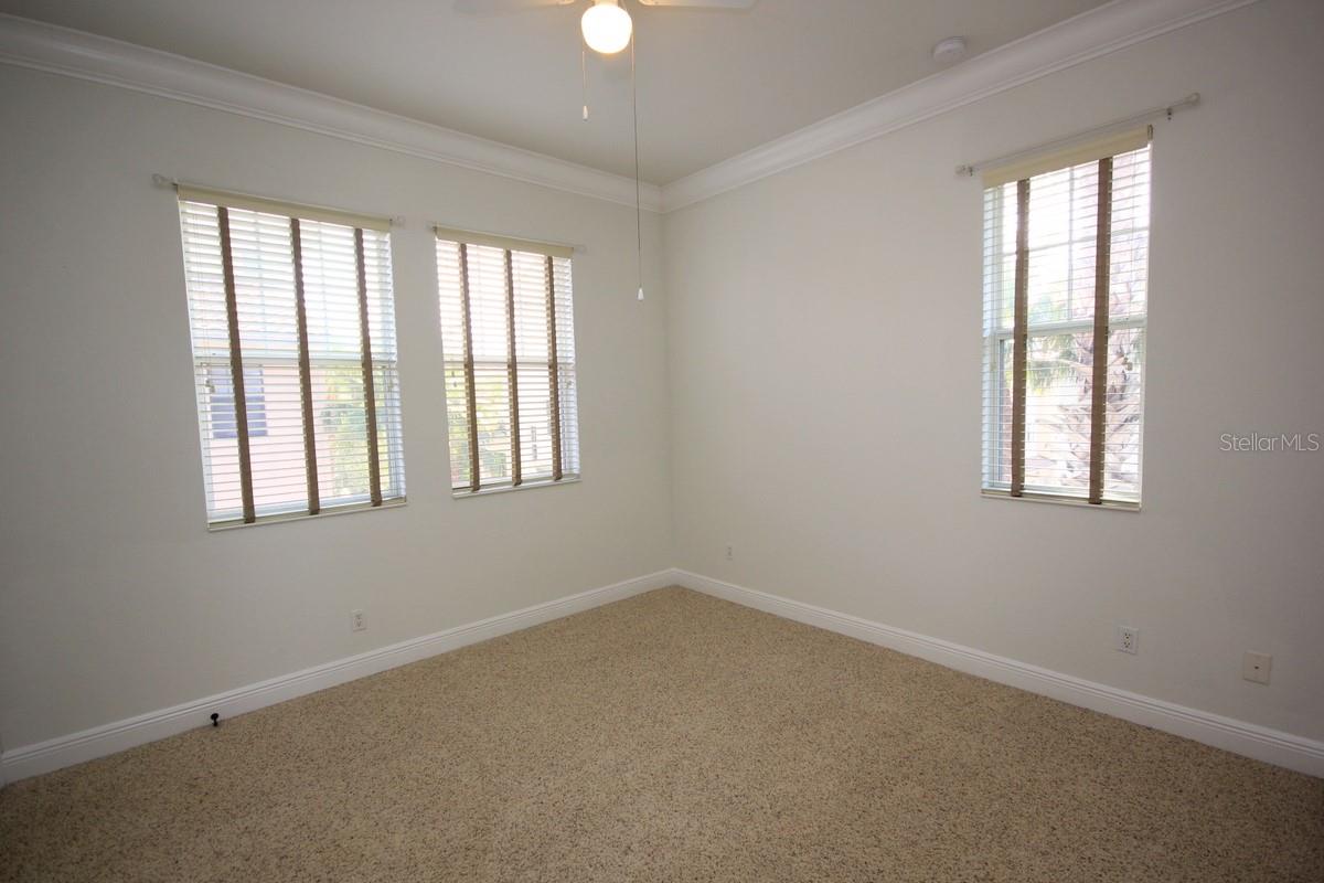 6002 YEATS MANOR DR #105, TAMPA, FL, 33616
