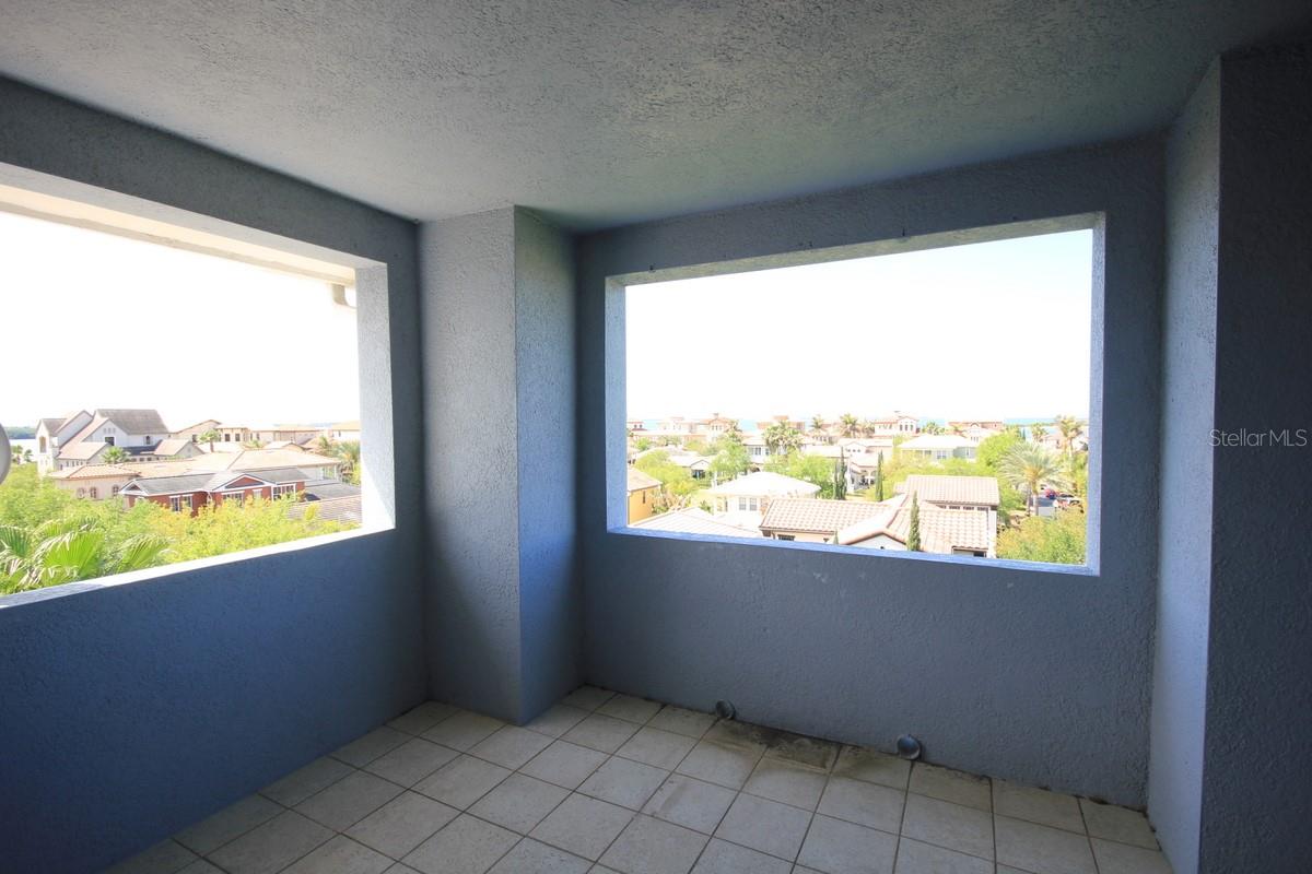 6002 YEATS MANOR DR #105, TAMPA, FL, 33616
