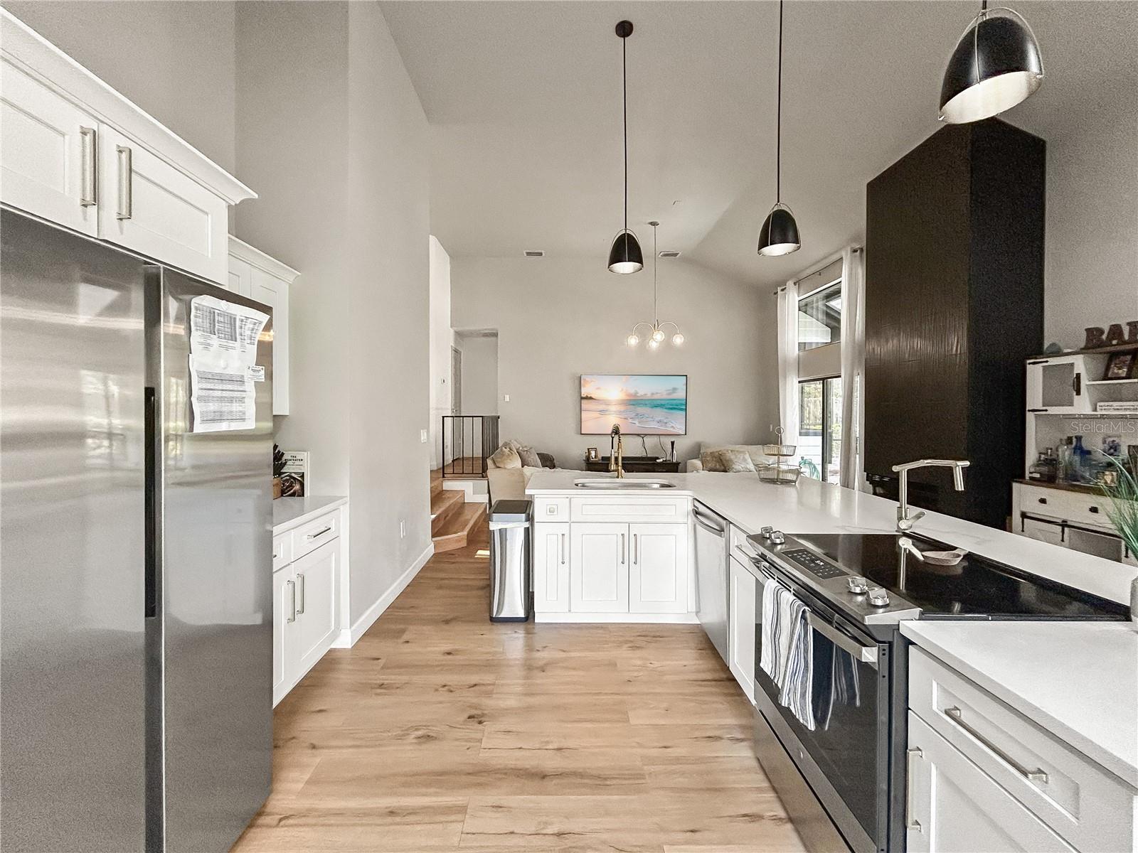 331 CASCADE LN, PALM HARBOR, FL, 34684