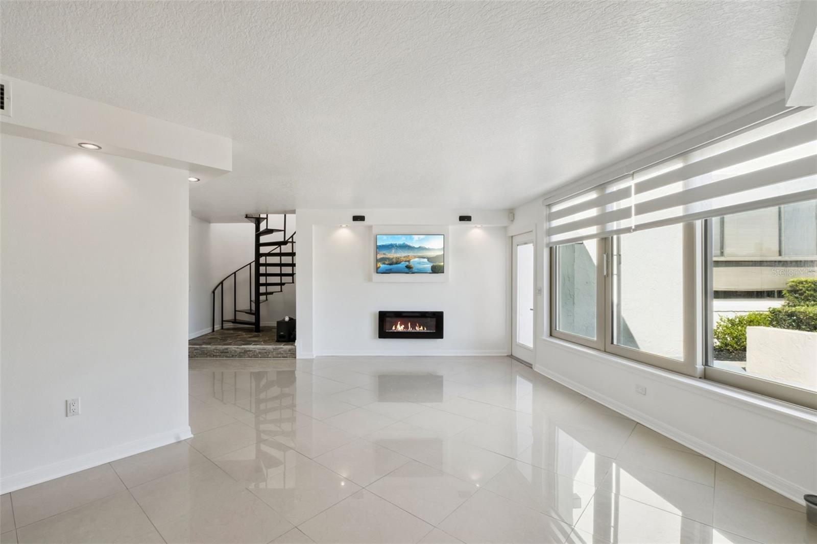 1111 ENCOURTE GRN, APOPKA, FL, 32712