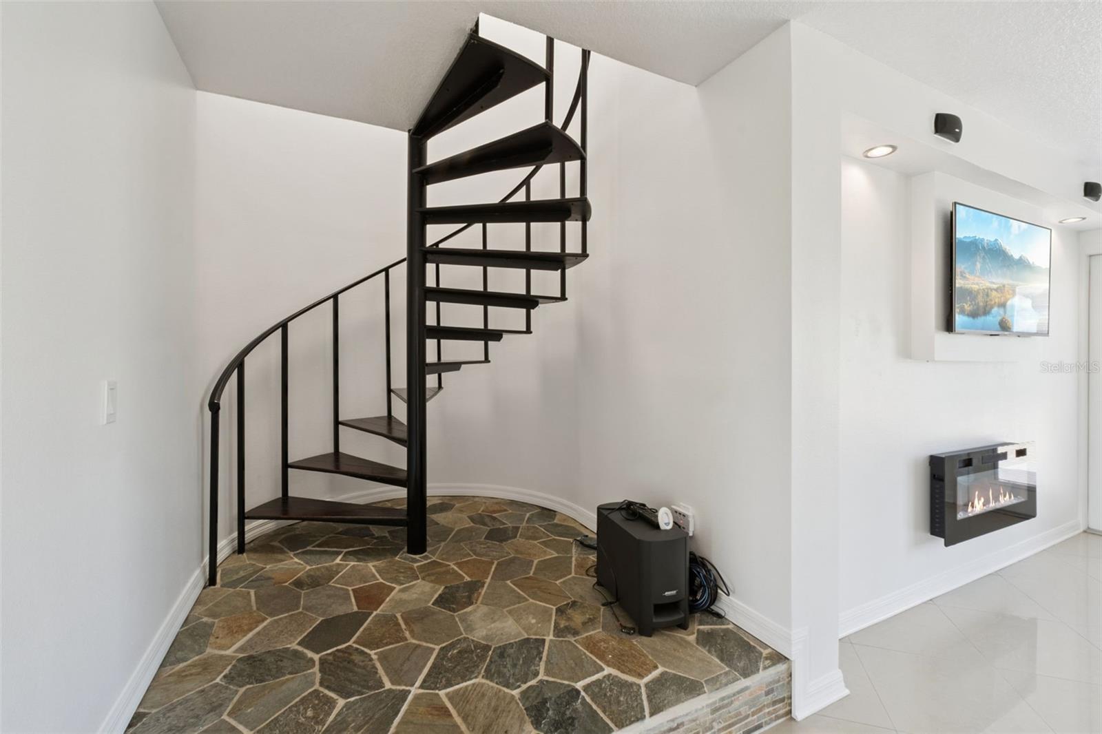 1111 ENCOURTE GRN, APOPKA, FL, 32712
