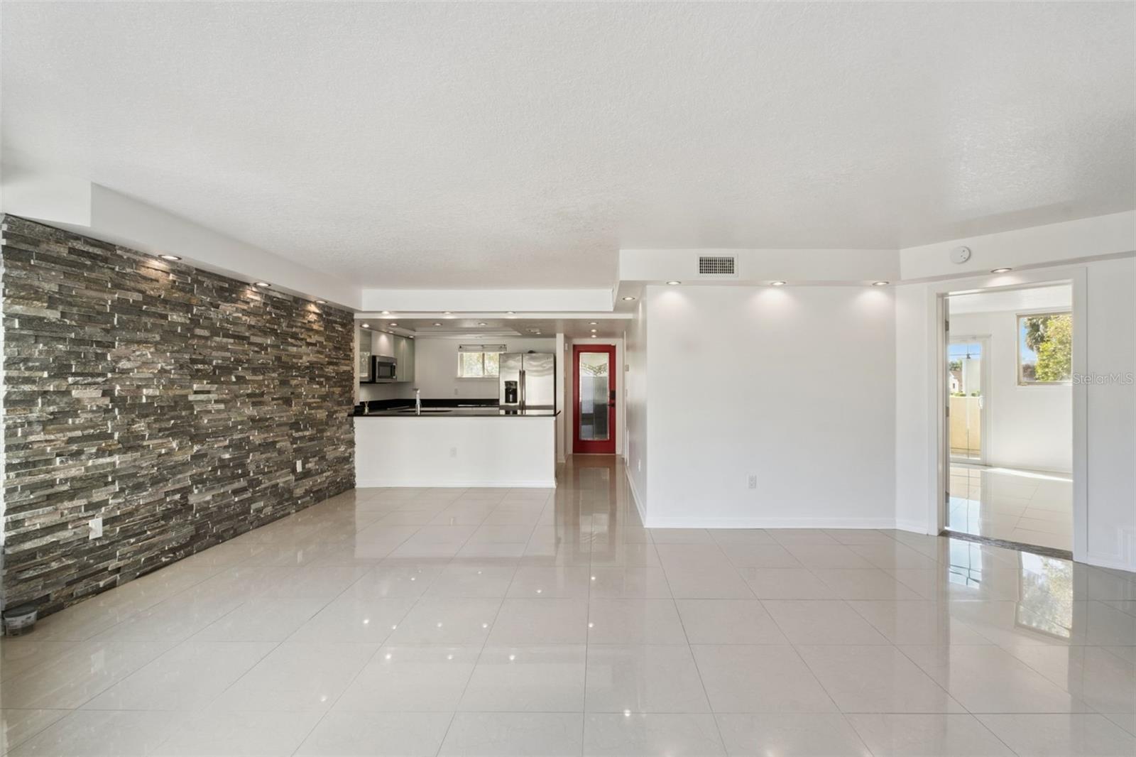 1111 ENCOURTE GRN, APOPKA, FL, 32712
