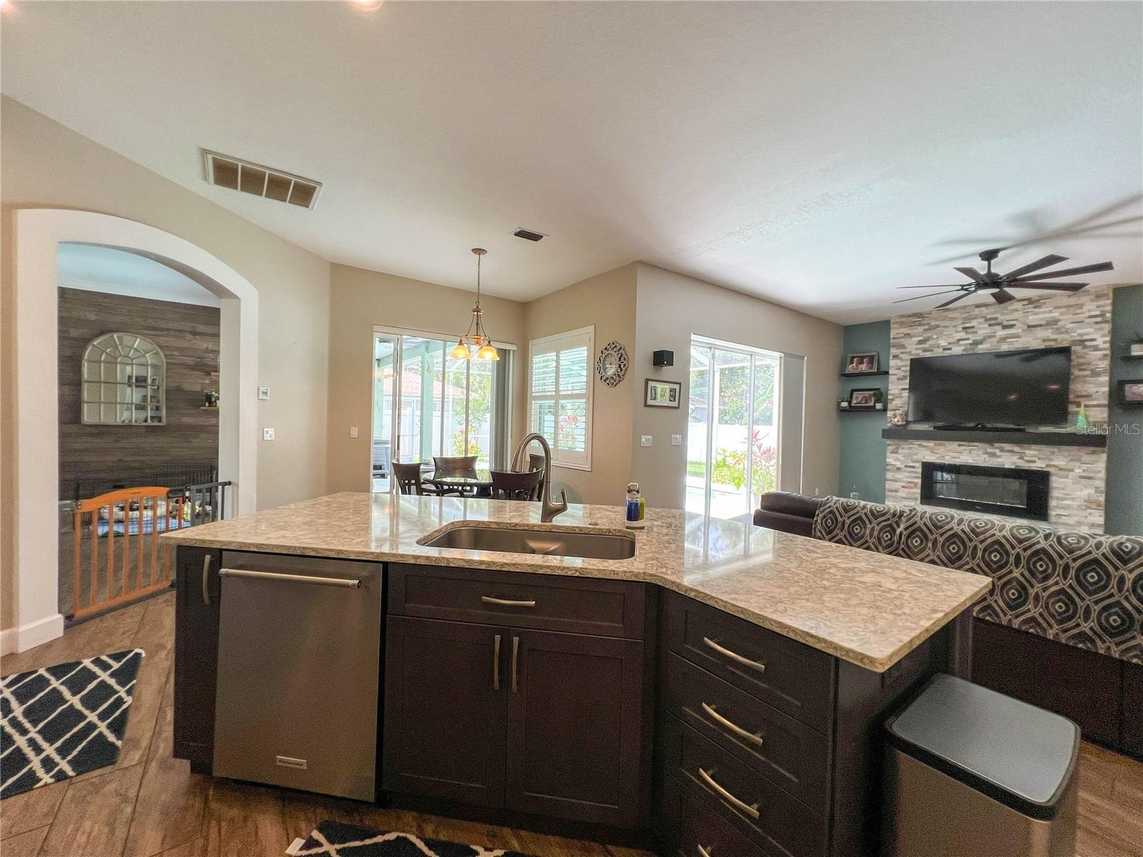 10744 57TH ST N, PINELLAS PARK, FL, 33782