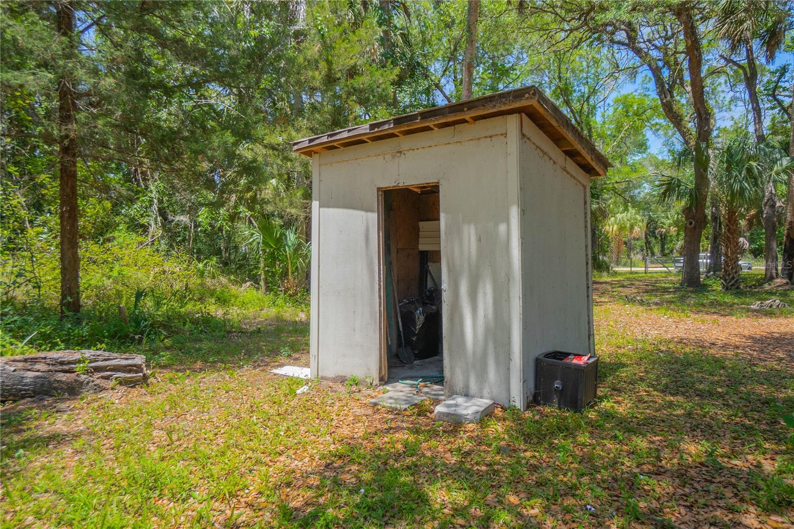 6550 SE DEBRA AVE, INGLIS, FL, 34449