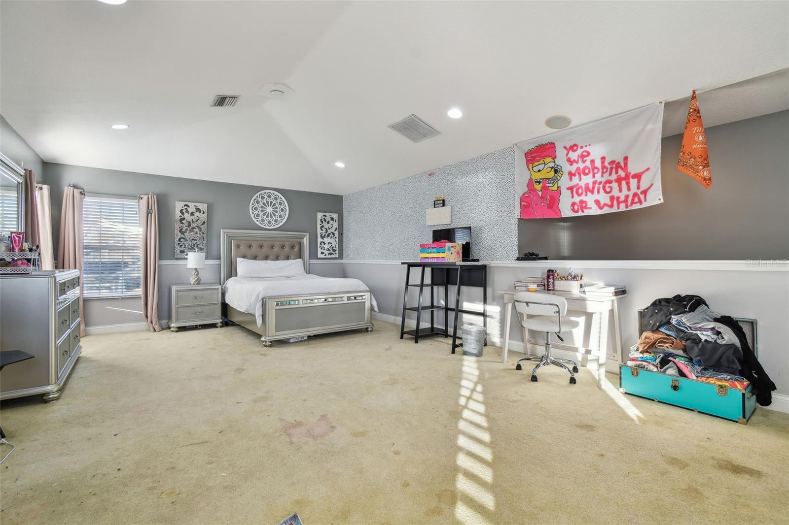18034 LAKE REFLECTIONS BLVD, LUTZ, FL, 33558