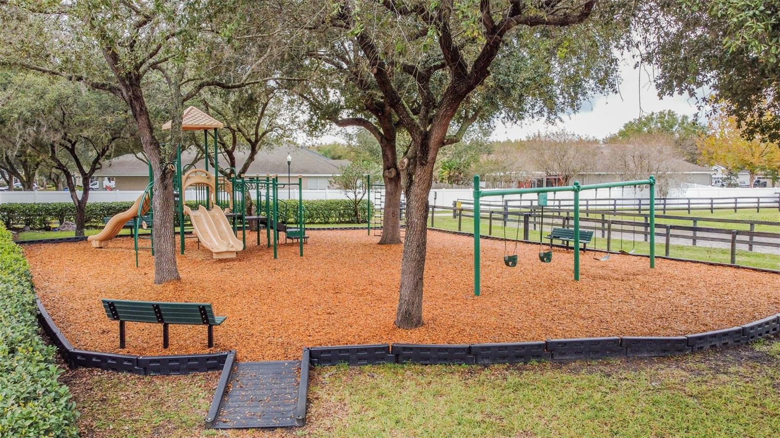 18034 LAKE REFLECTIONS BLVD, LUTZ, FL, 33558
