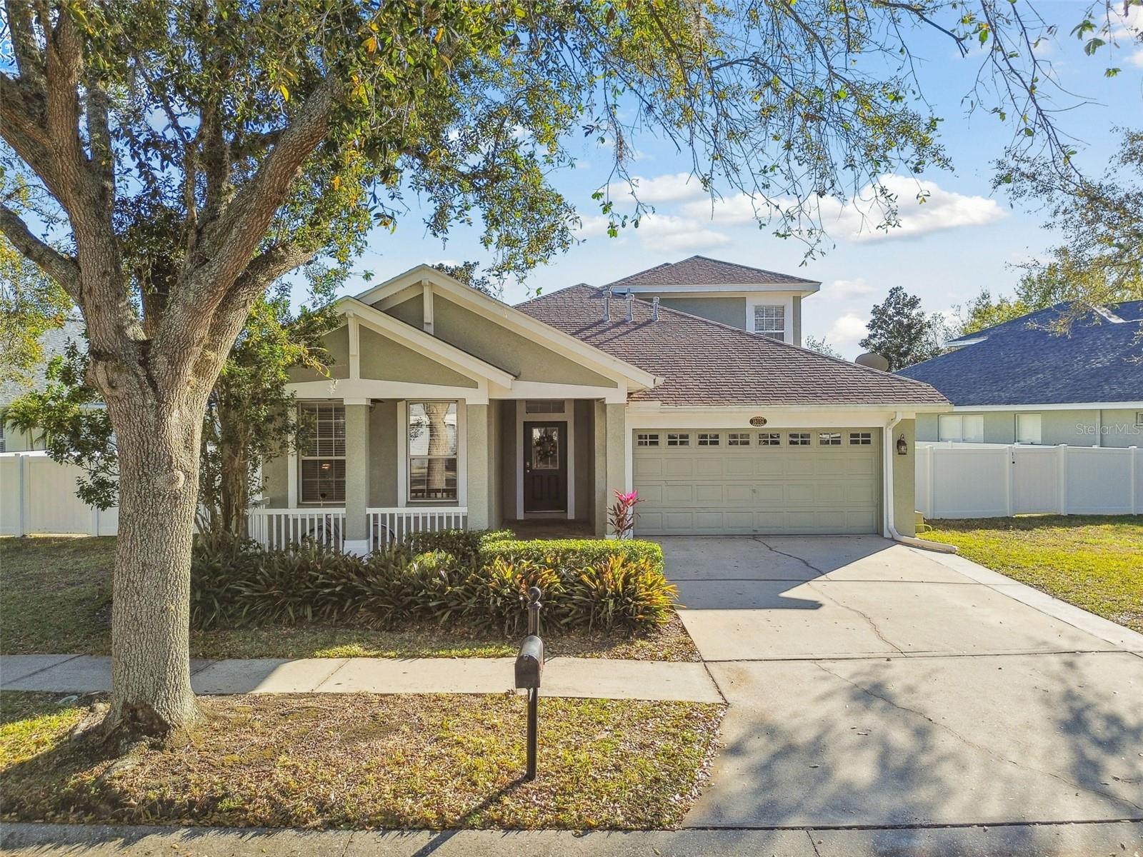 18034 LAKE REFLECTIONS BLVD, LUTZ, FL, 33558