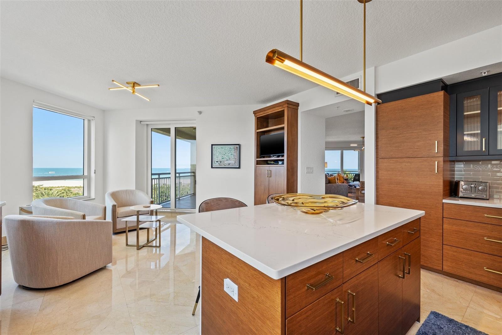 1180 GULF BLVD #401, CLEARWATER BEACH, FL, 33767