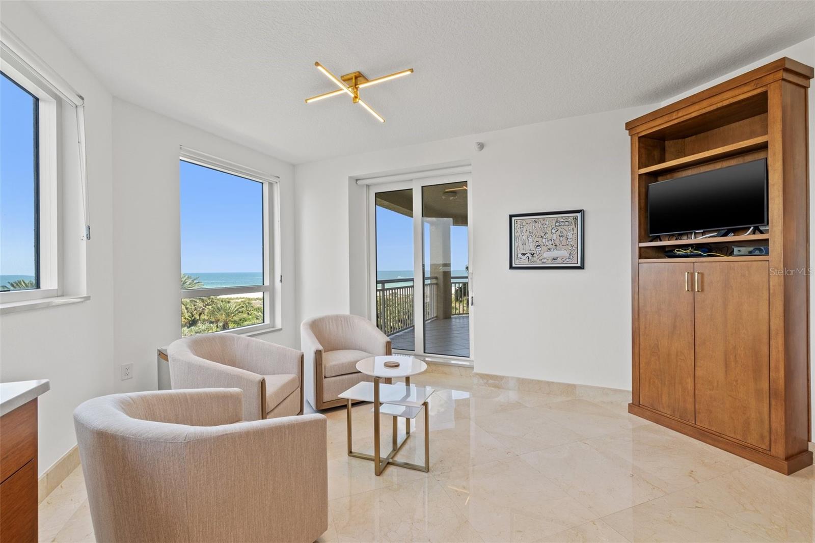1180 GULF BLVD #401, CLEARWATER BEACH, FL, 33767
