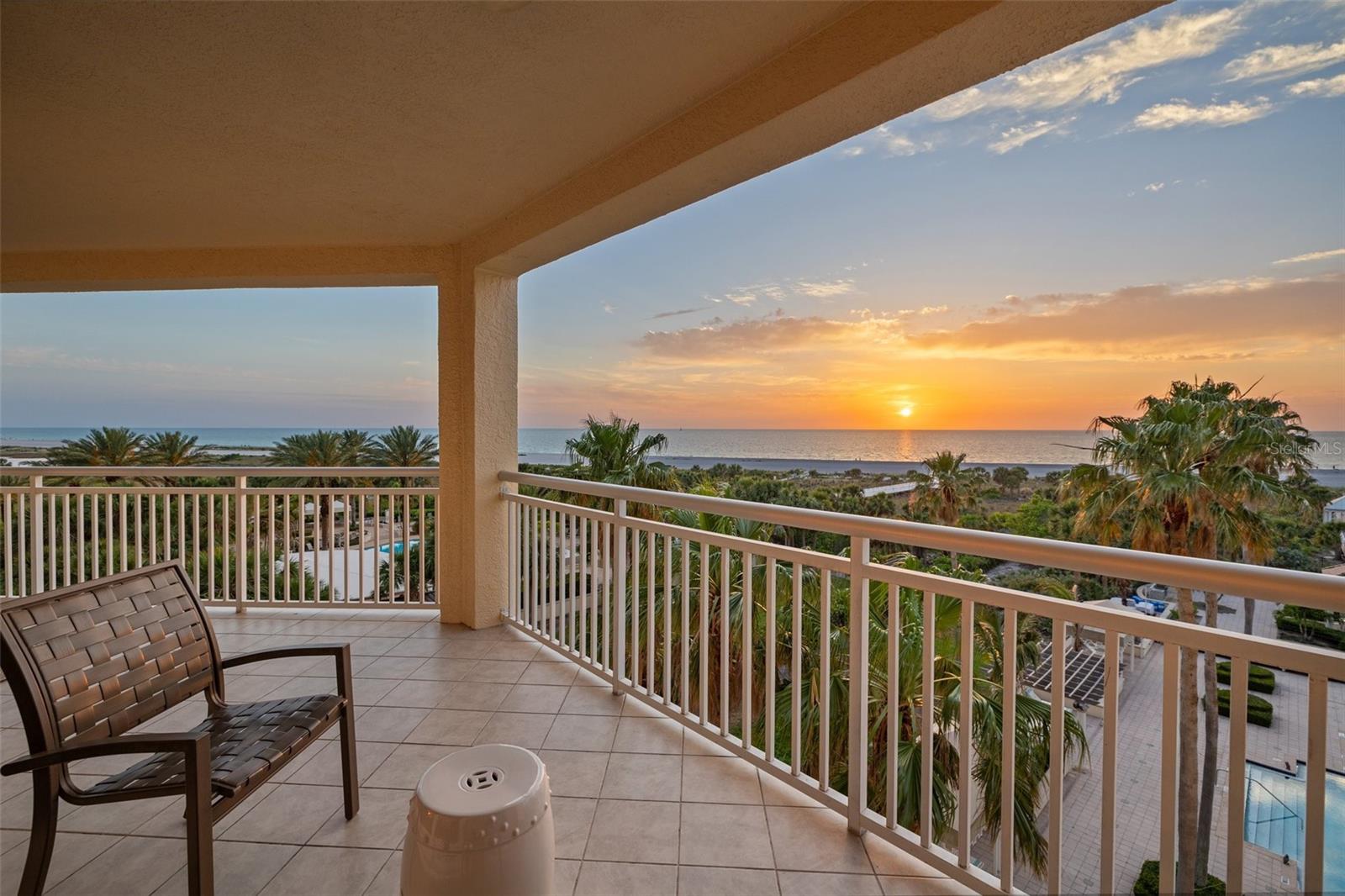 1180 GULF BLVD #401, CLEARWATER BEACH, FL, 33767