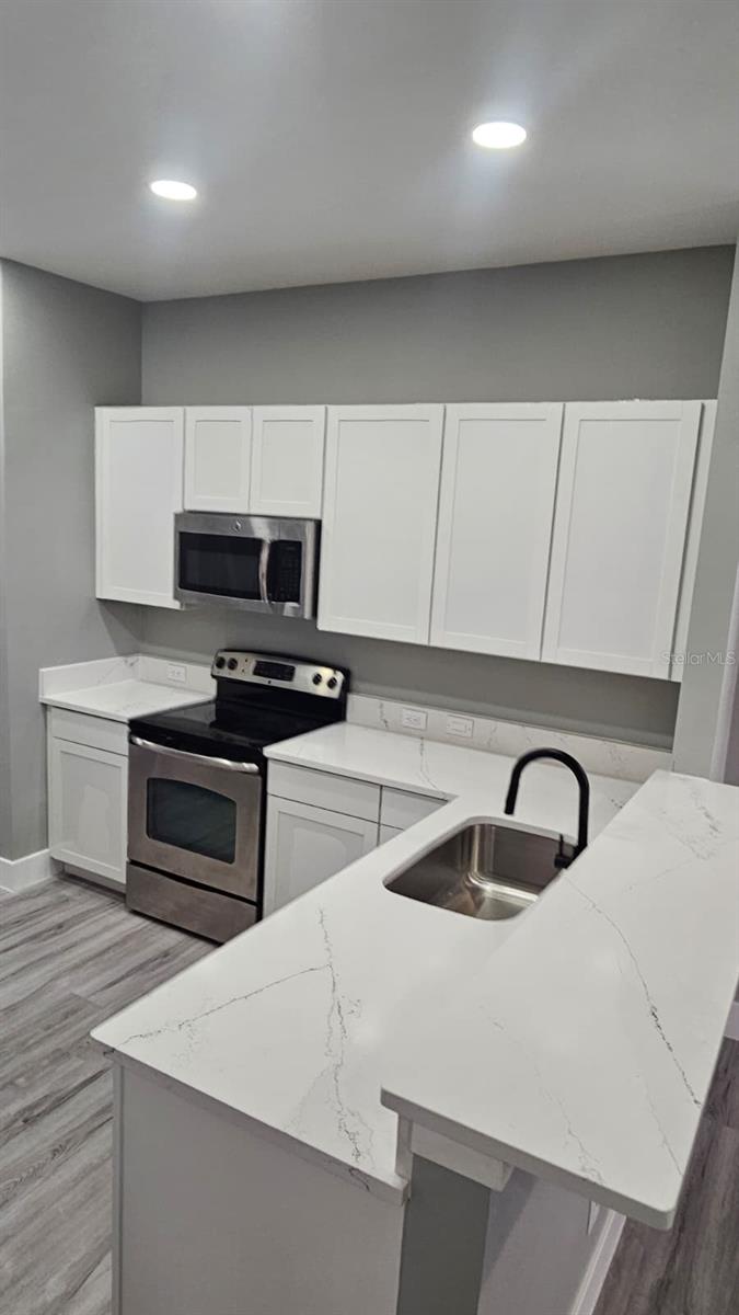 5209 CREEKSIDE PARK AVE, ORLANDO, FL, 32811