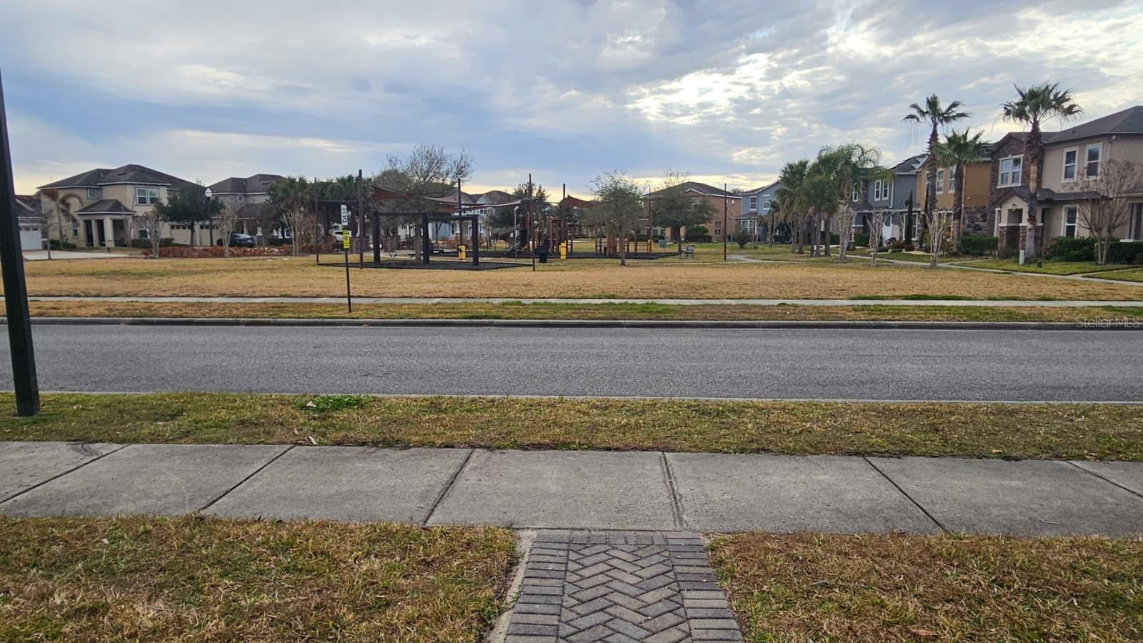 5209 CREEKSIDE PARK AVE, ORLANDO, FL, 32811