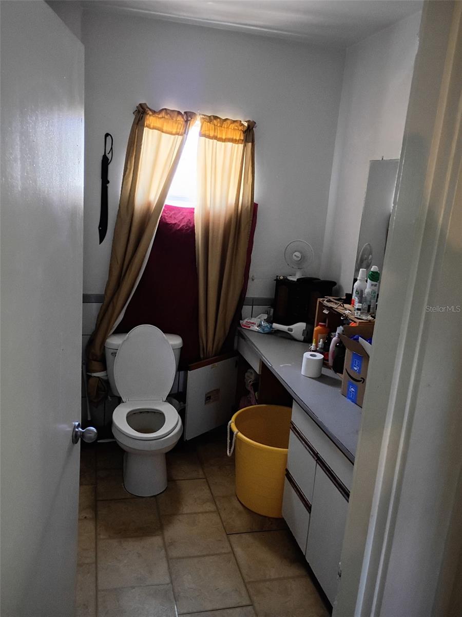 1204 38TH AVE N, ST PETERSBURG, FL, 33704