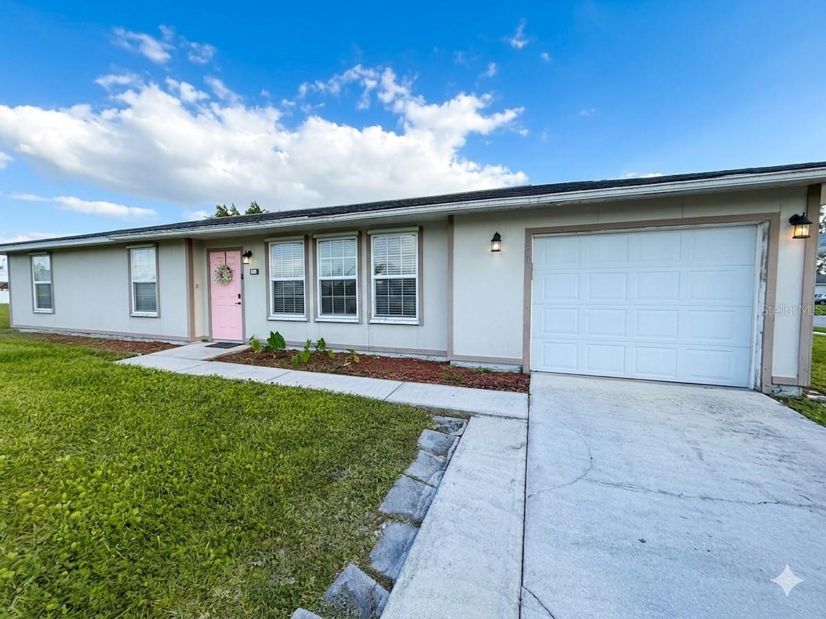 900 NE 18TH TER, CAPE CORAL, FL, 33909