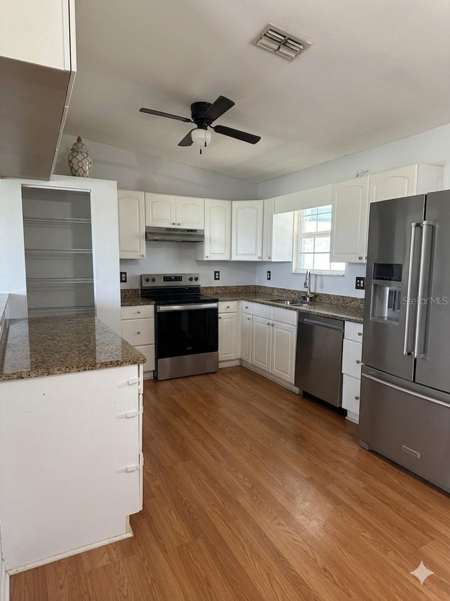 900 NE 18TH TER, CAPE CORAL, FL, 33909