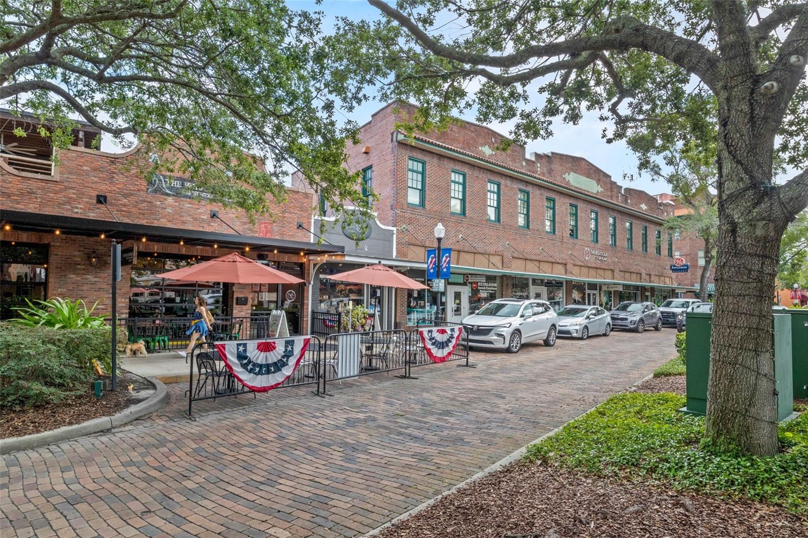 921 BENDING OAK TRL, WINTER GARDEN, FL, 34787