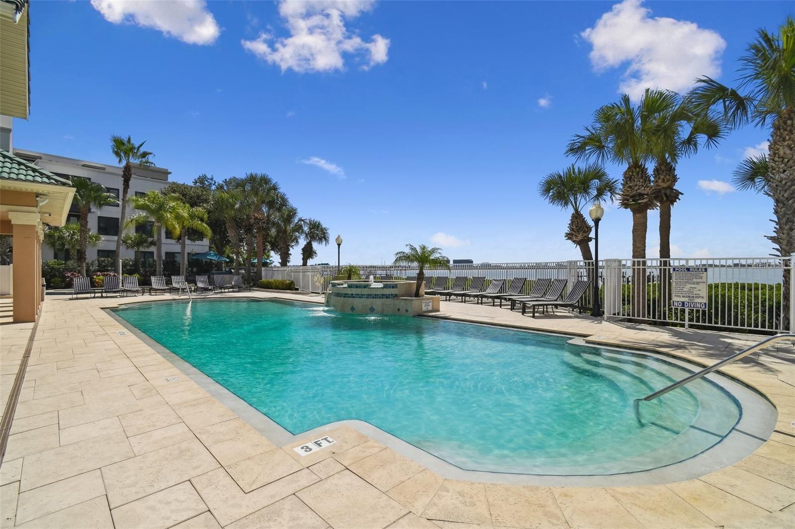 4304 BAY CLUB CIR, TAMPA, FL, 33607