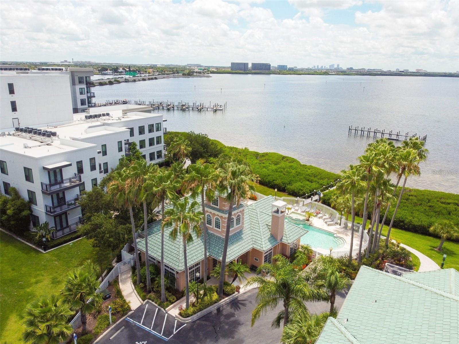 4304 BAY CLUB CIR, TAMPA, FL, 33607