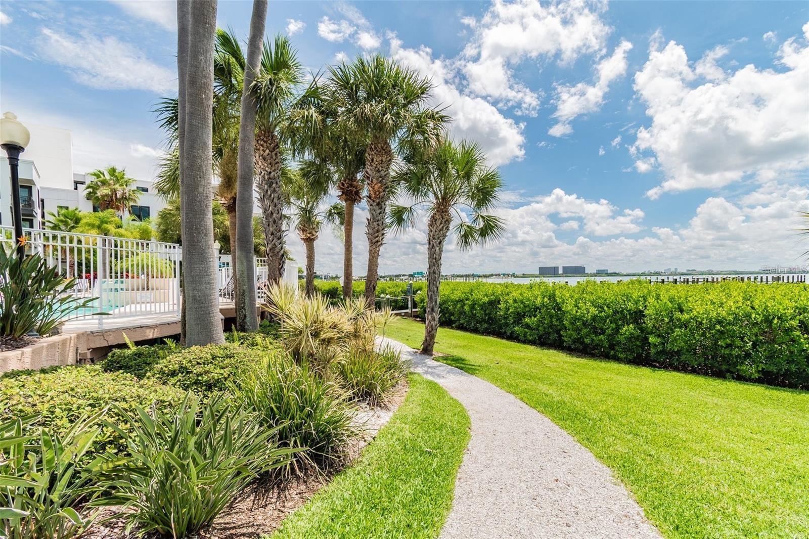 4304 BAY CLUB CIR, TAMPA, FL, 33607