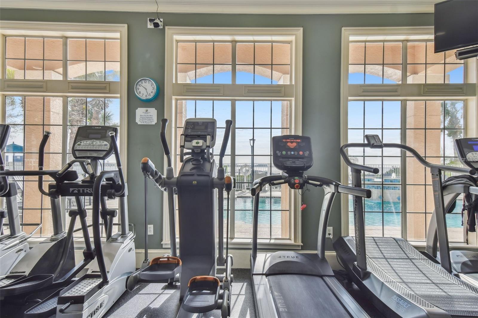 4304 BAY CLUB CIR, TAMPA, FL, 33607