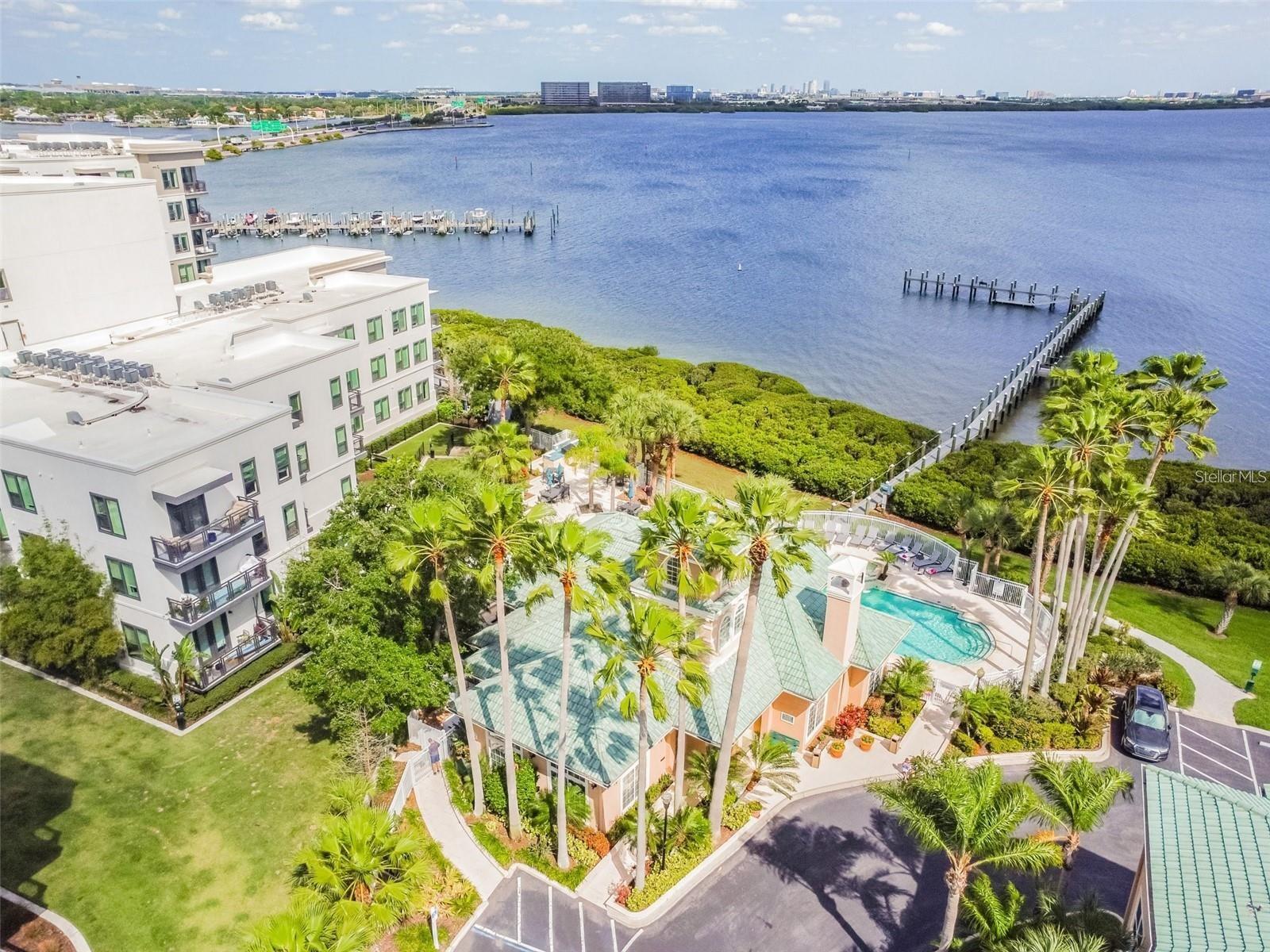 4304 BAY CLUB CIR, TAMPA, FL, 33607