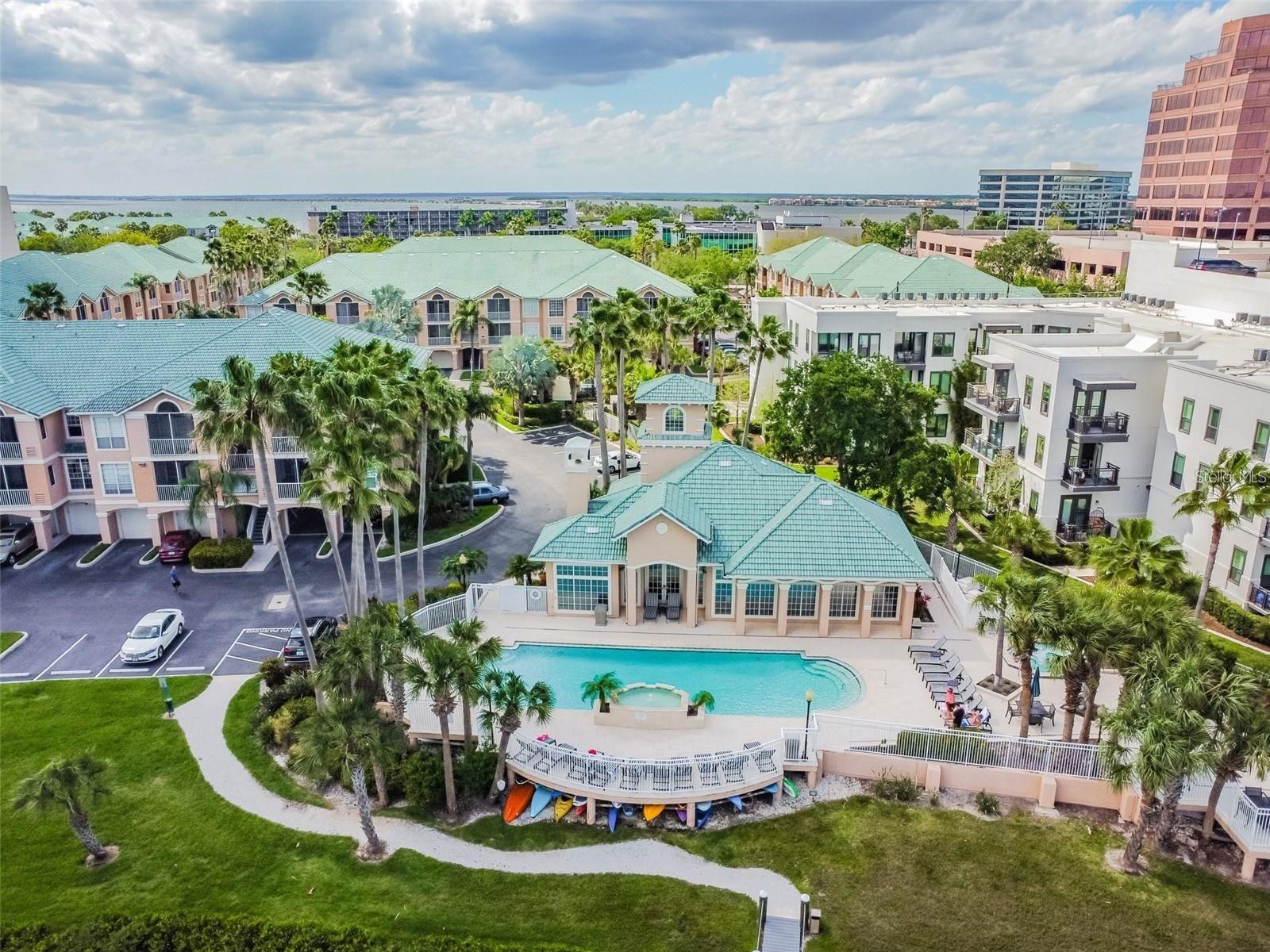 4304 BAY CLUB CIR, TAMPA, FL, 33607