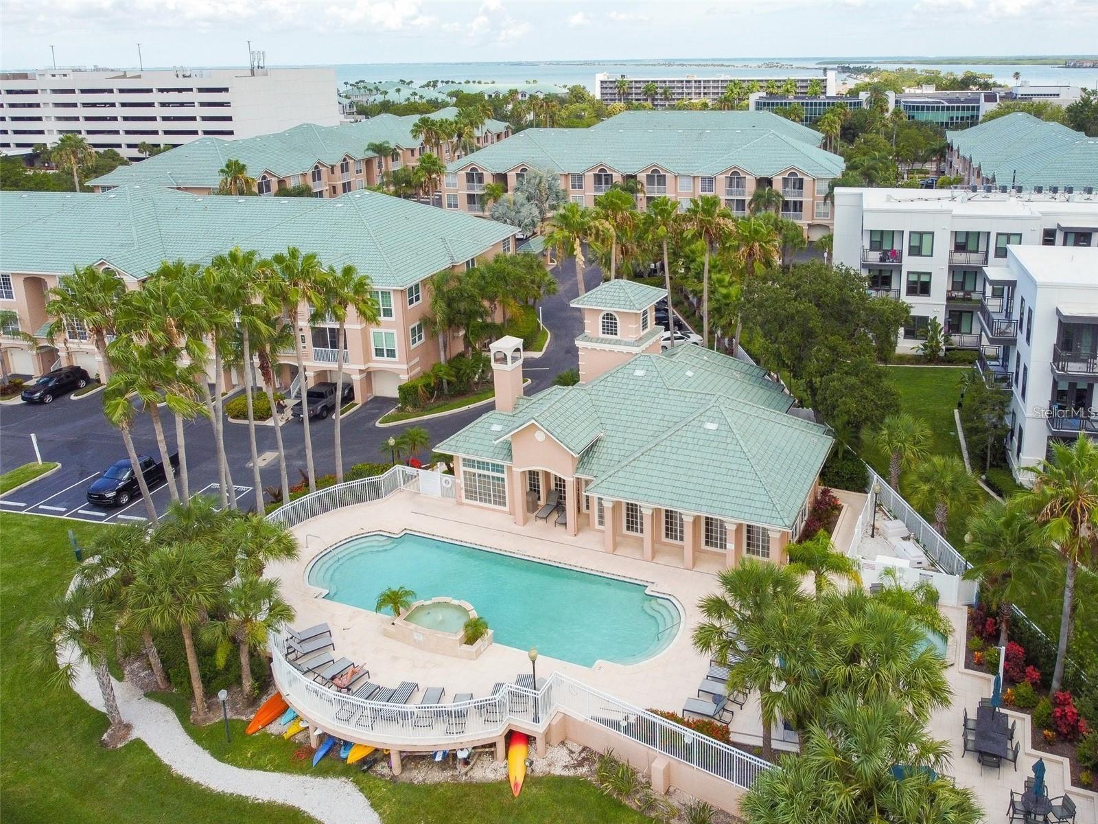4304 BAY CLUB CIR, TAMPA, FL, 33607
