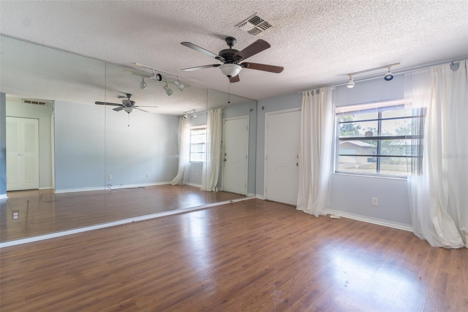 8232 43RD WAY N, PINELLAS PARK, FL, 33781