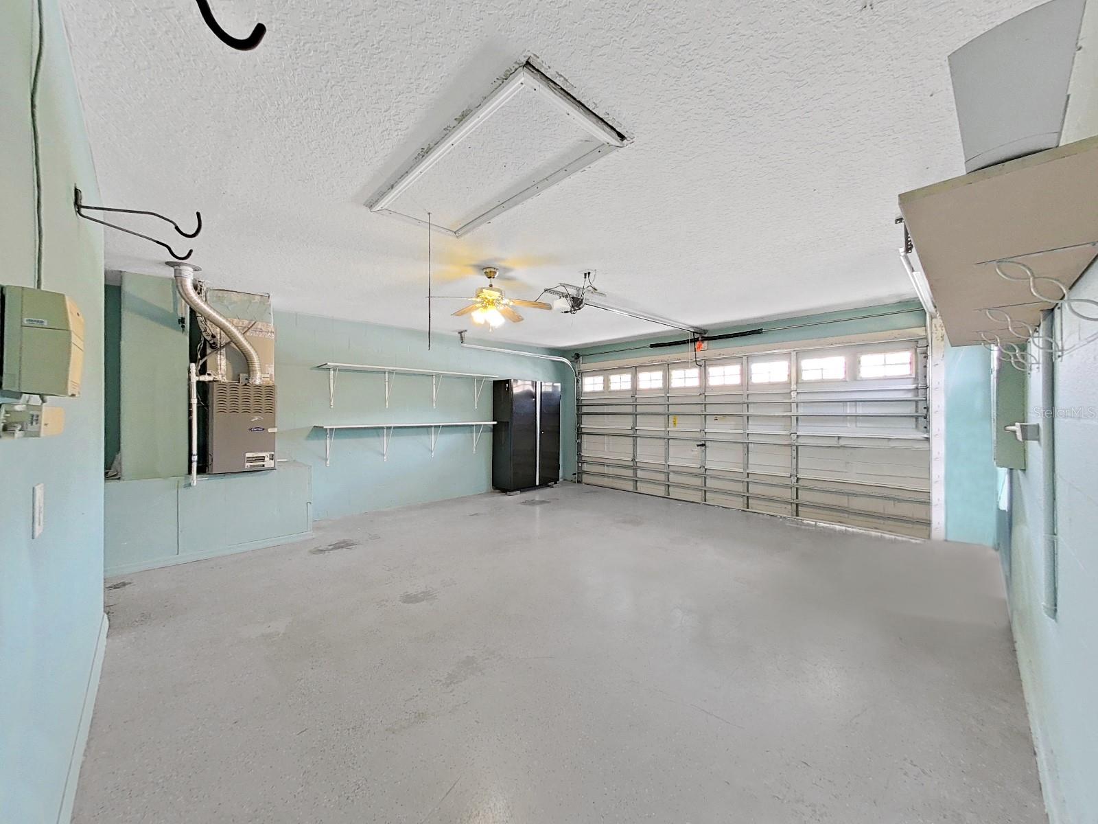 6077 SANDHILL RIDGE DR, LITHIA, FL, 33547
