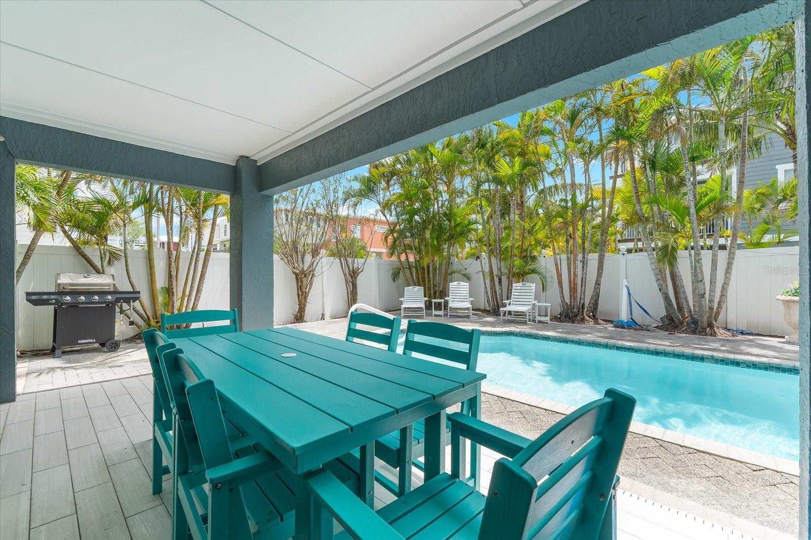 2300 AVENUE B, BRADENTON BEACH, FL, 34217