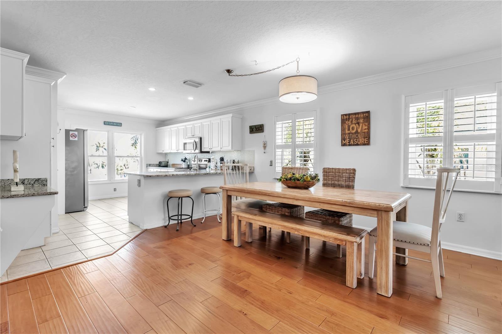 2300 AVENUE B, BRADENTON BEACH, FL, 34217